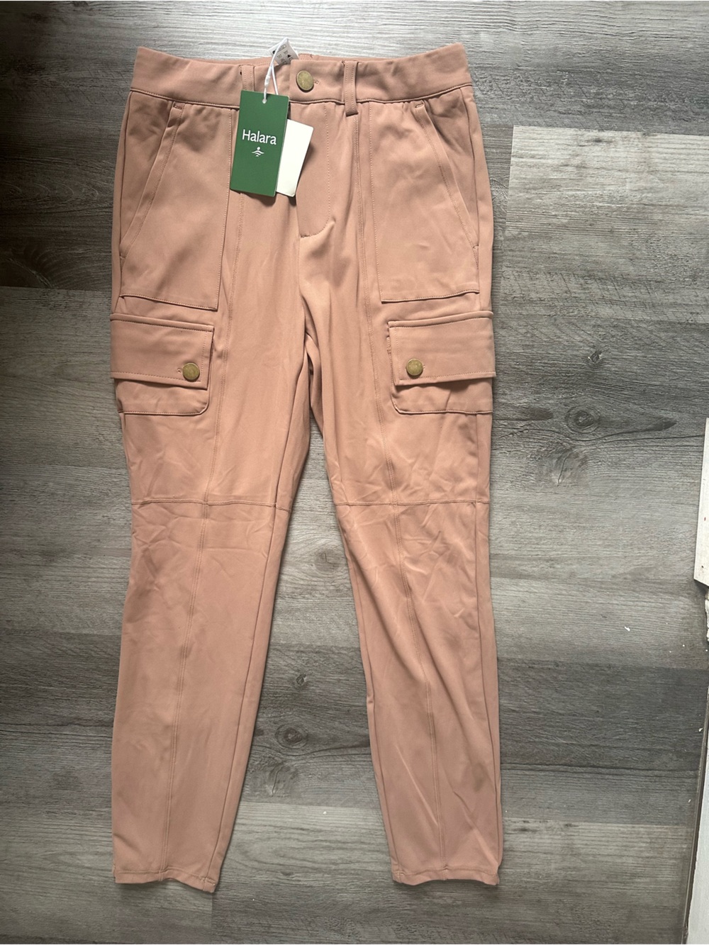 NWT Halara Stretch Cargo Pants